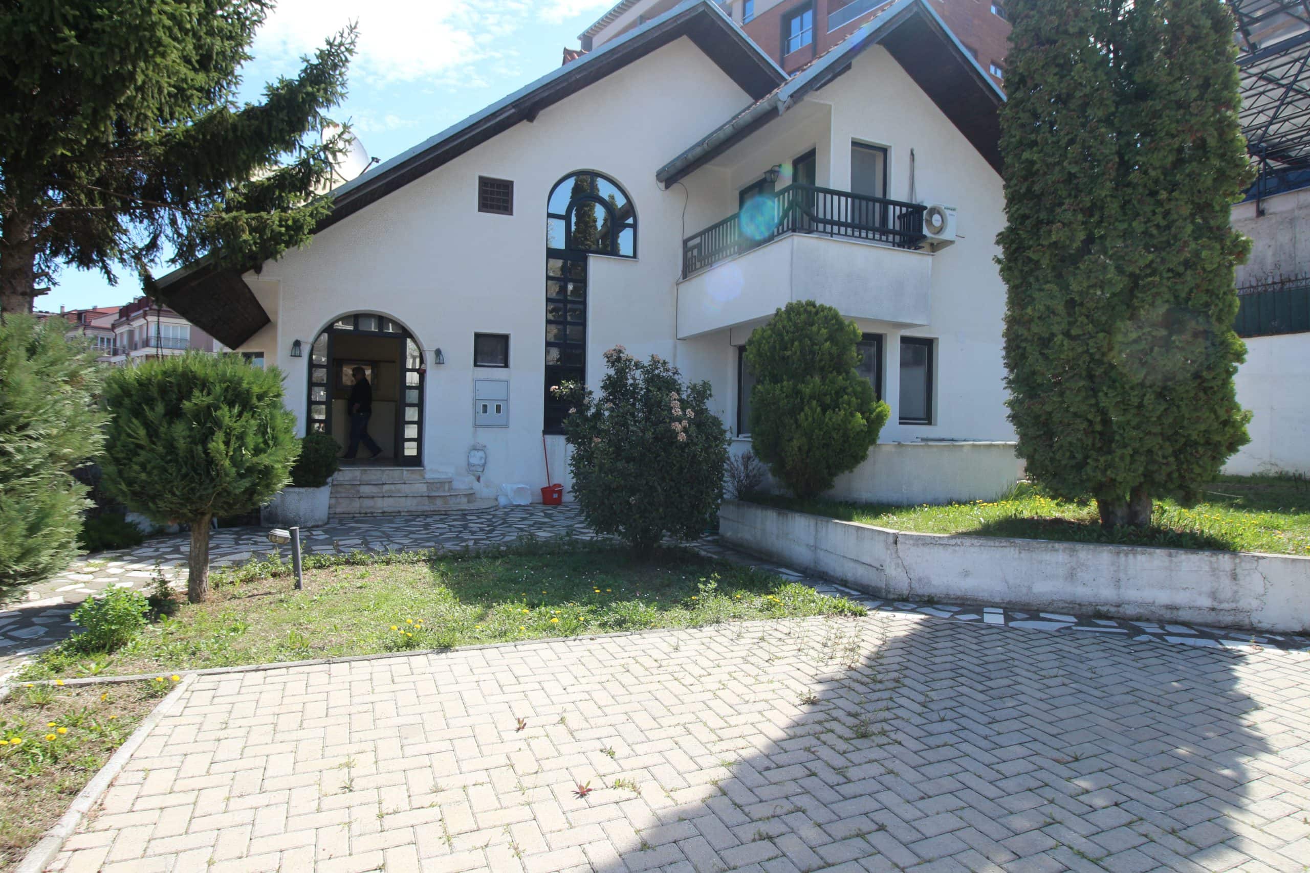 Куќа, 280 m²