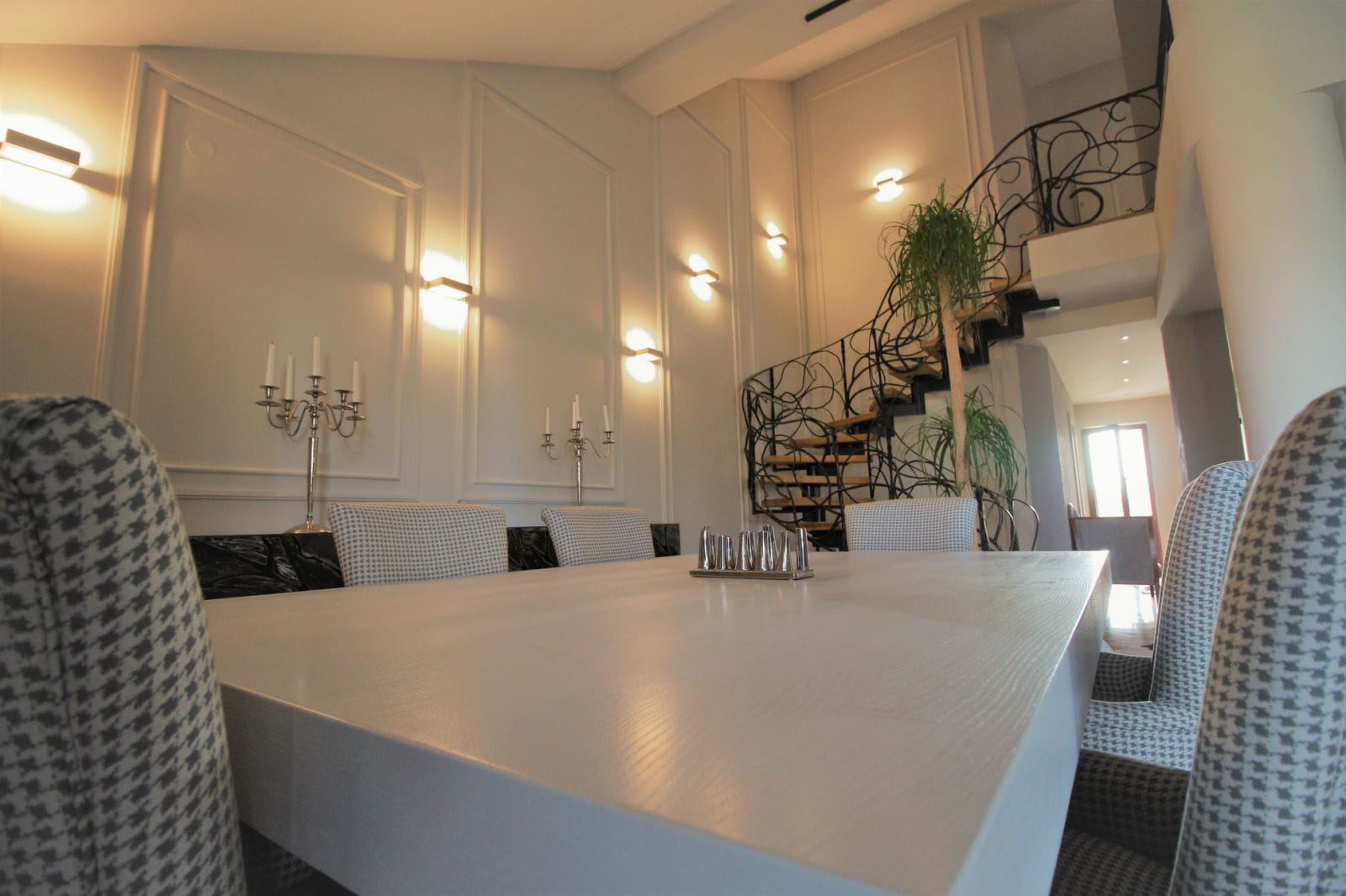 3-bed apartment, 180 m²
