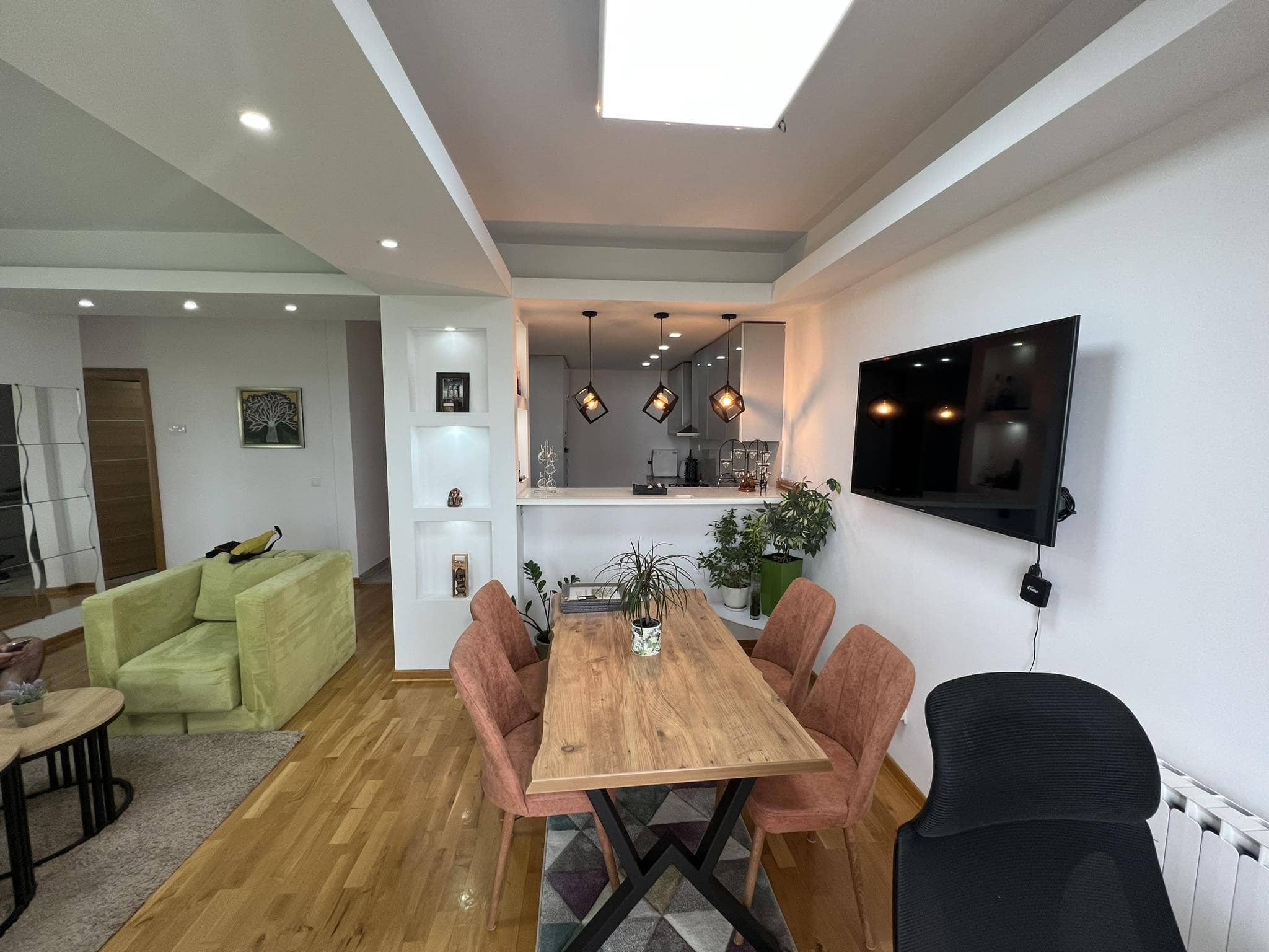 Διαμέρισμα 2 δωματίων, 83 m²