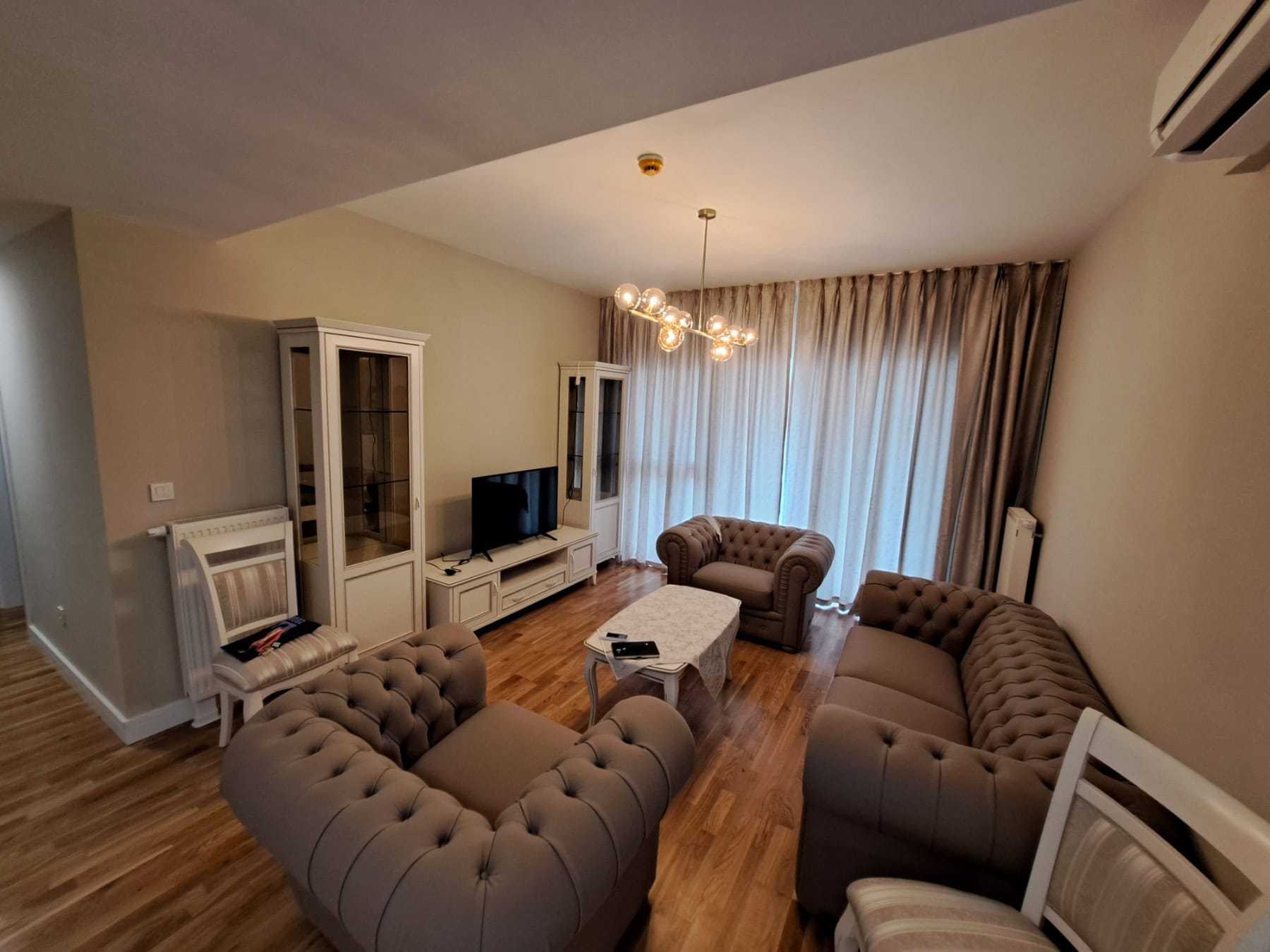 Διαμέρισμα 2 δωματίων, 90 m²