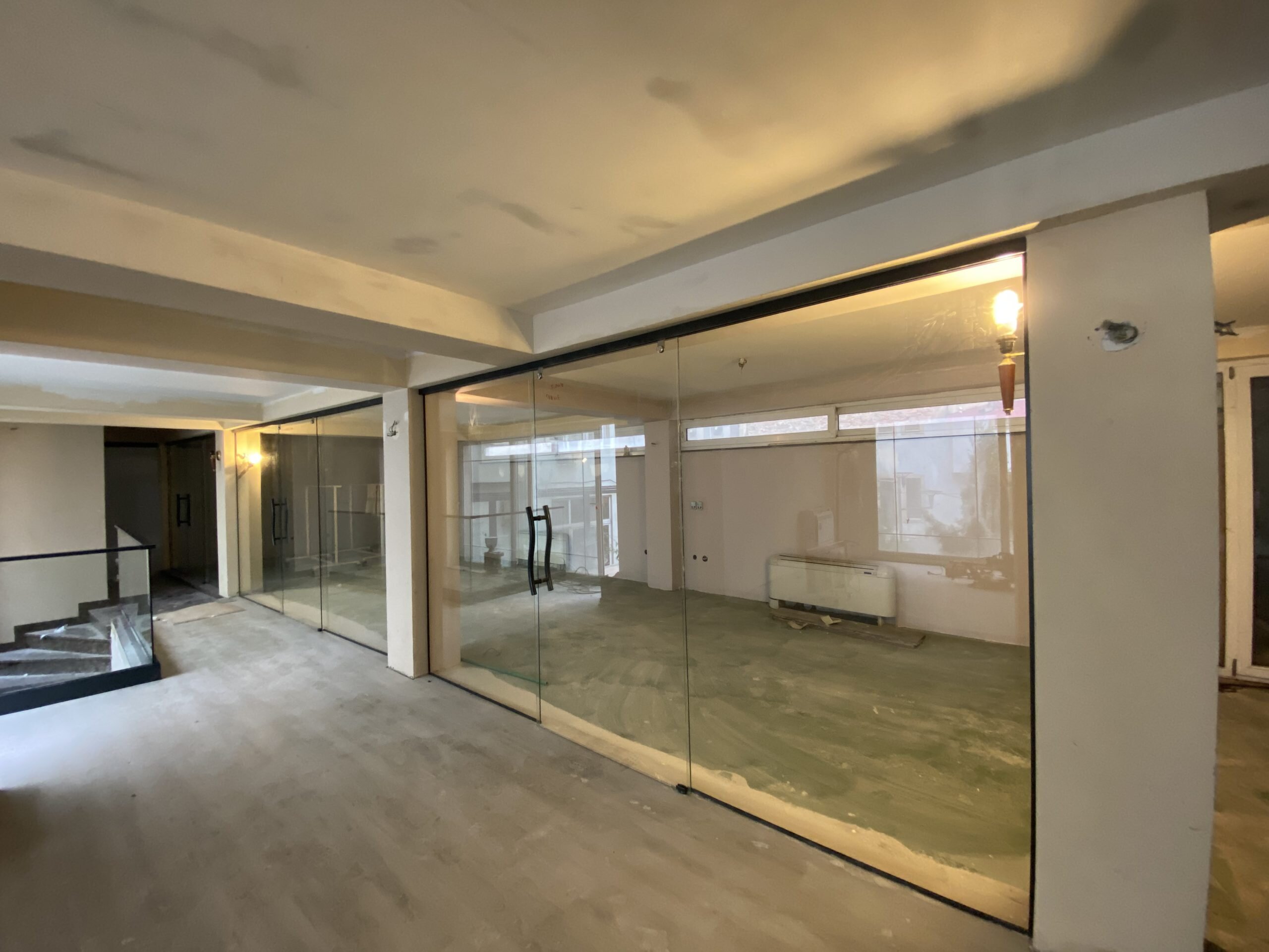 Komercinės patalpos, 210 m²
