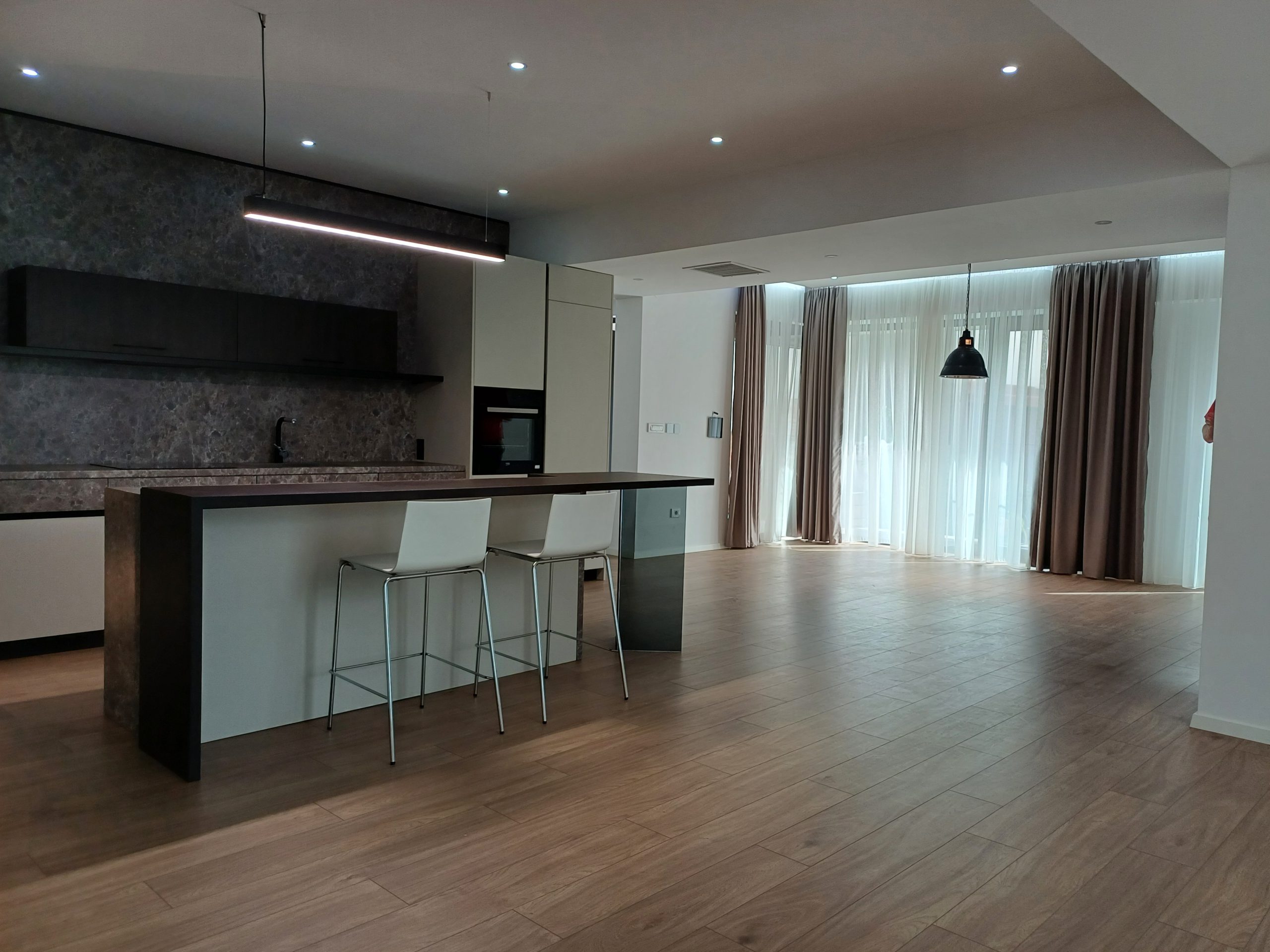 3-собен стан, 170 m²