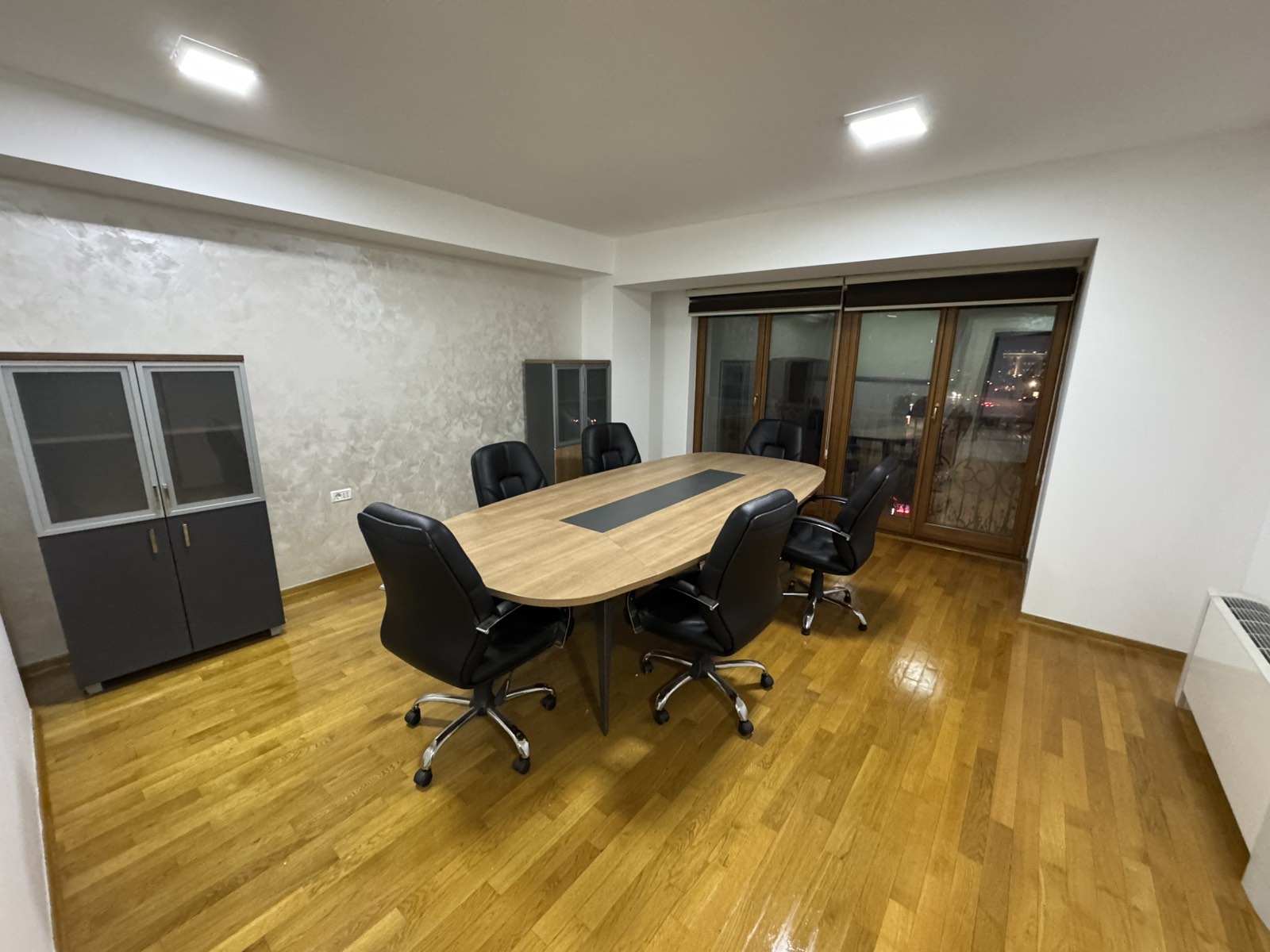 Деловен простор, 60 m²