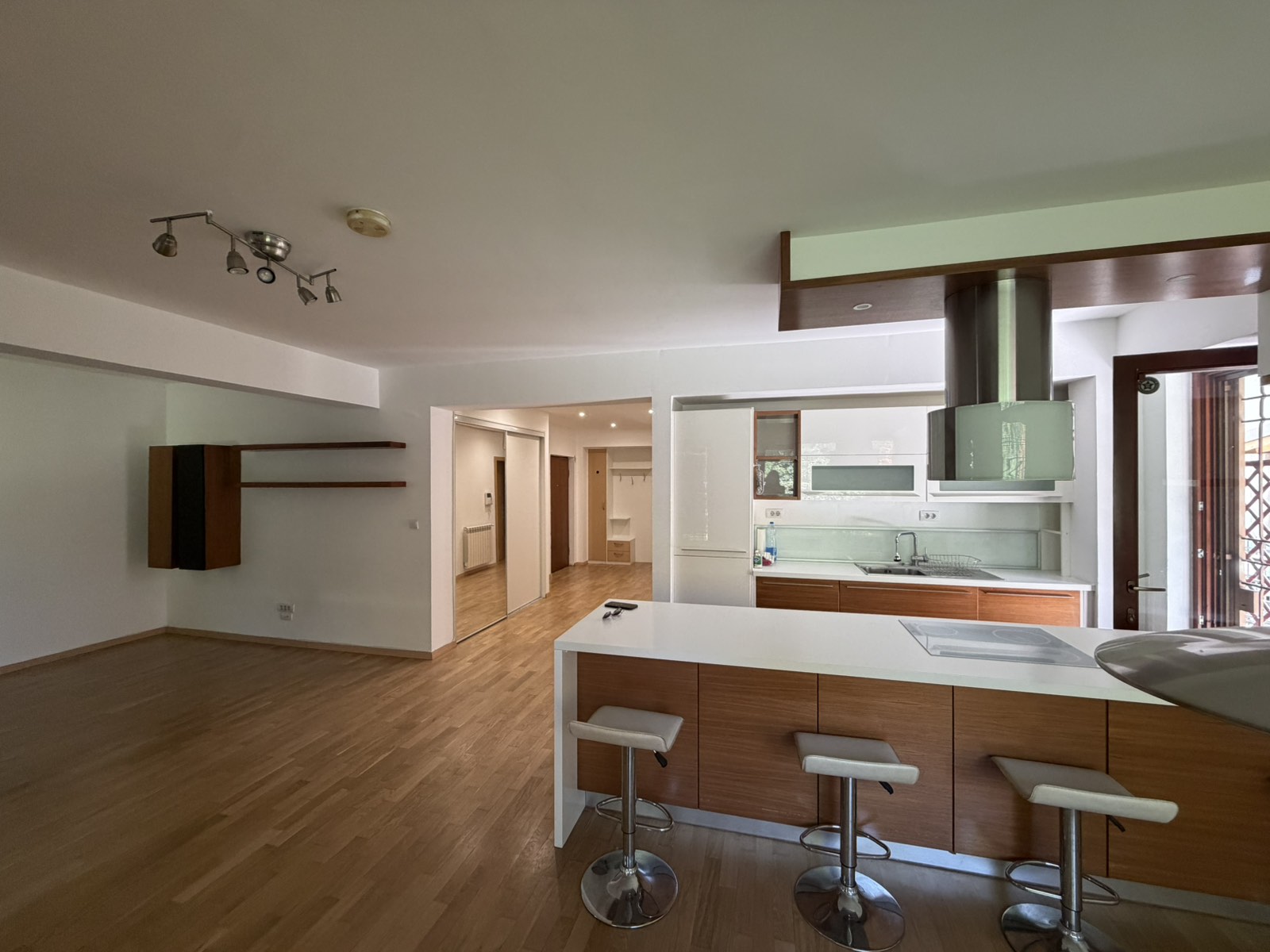 2-toaline korter, 95 m²