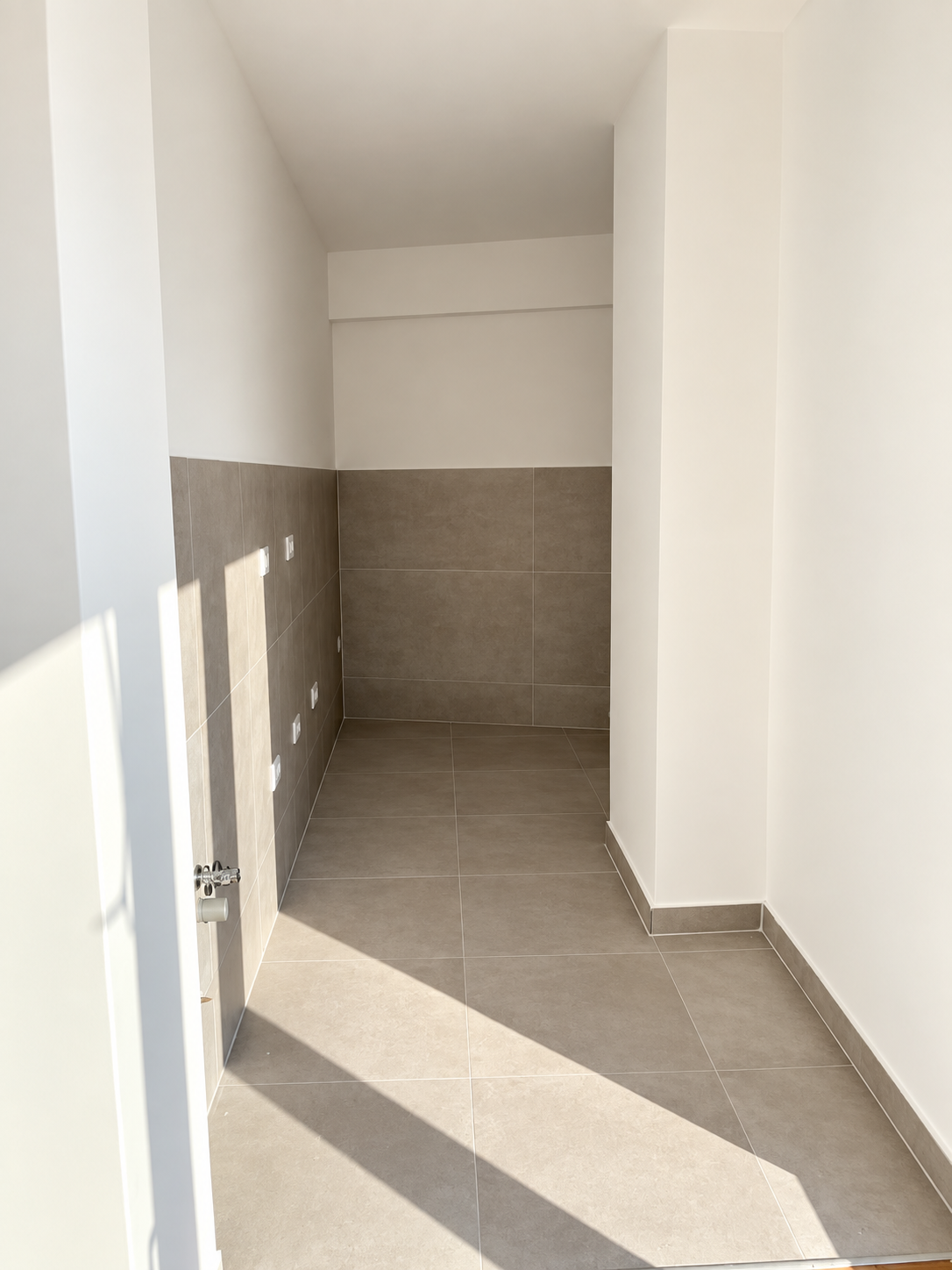 Деловен простор 85м² во Карпош - Поглед 4